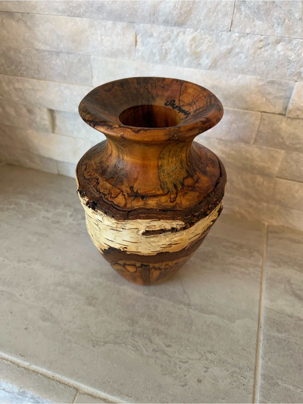 MCM Handcrafted Reclaimed American Chestnut Wood Vase – Walnut Hill Crafts 8”